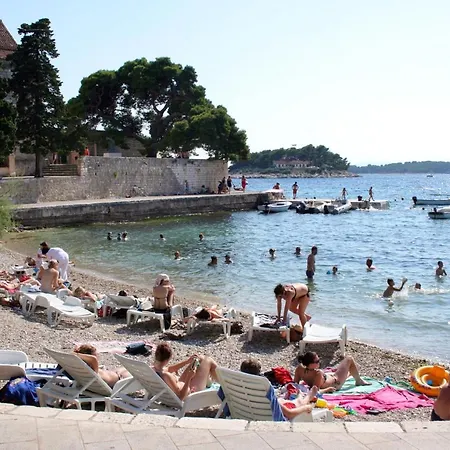 With A Parking Space Hvar - 142 아파트 *